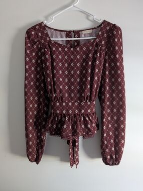 Axes Femme Poetique Burgundy Renaissance Pattern Peplum Lacy Tied Blouse